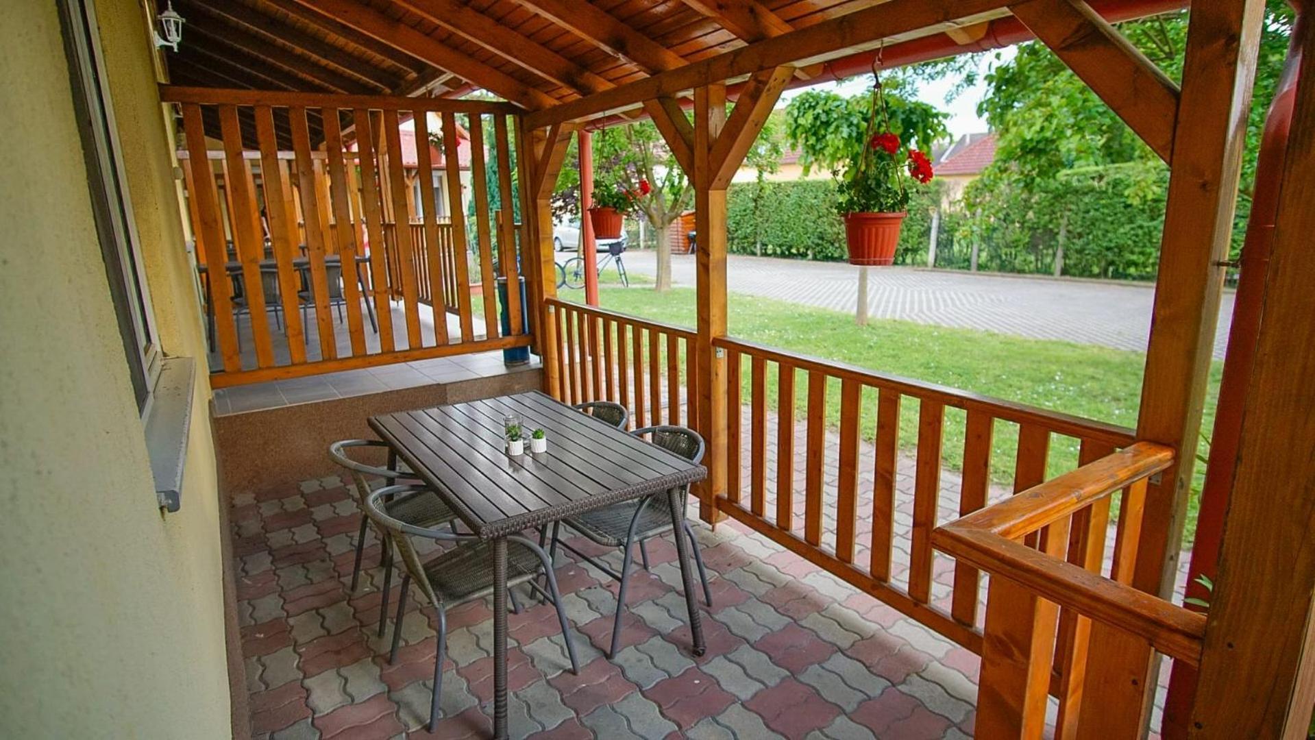 Zam-Zem Holiday Apartman Гайдусобосло Екстер'єр фото